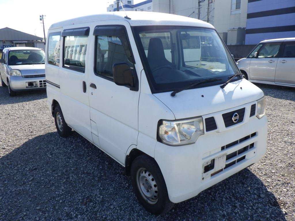 2013 Nissan NV100 Clipper U71V[2]