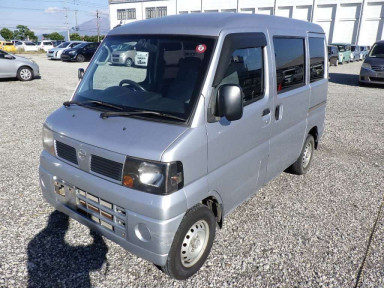 2011 Nissan Clipper Van