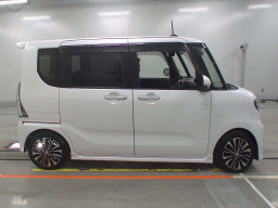 2019 Daihatsu Tanto Custom