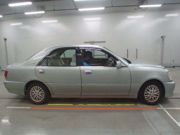 2002 Toyota Crown