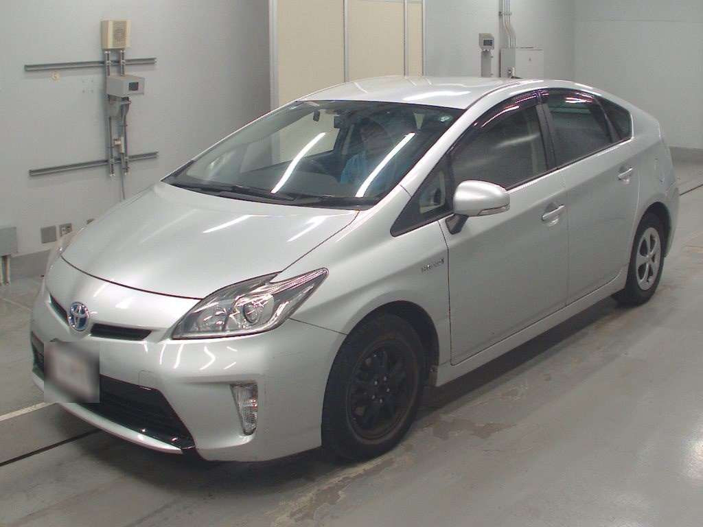 2015 Toyota Prius ZVW30[0]