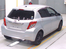 2013 Toyota Vitz