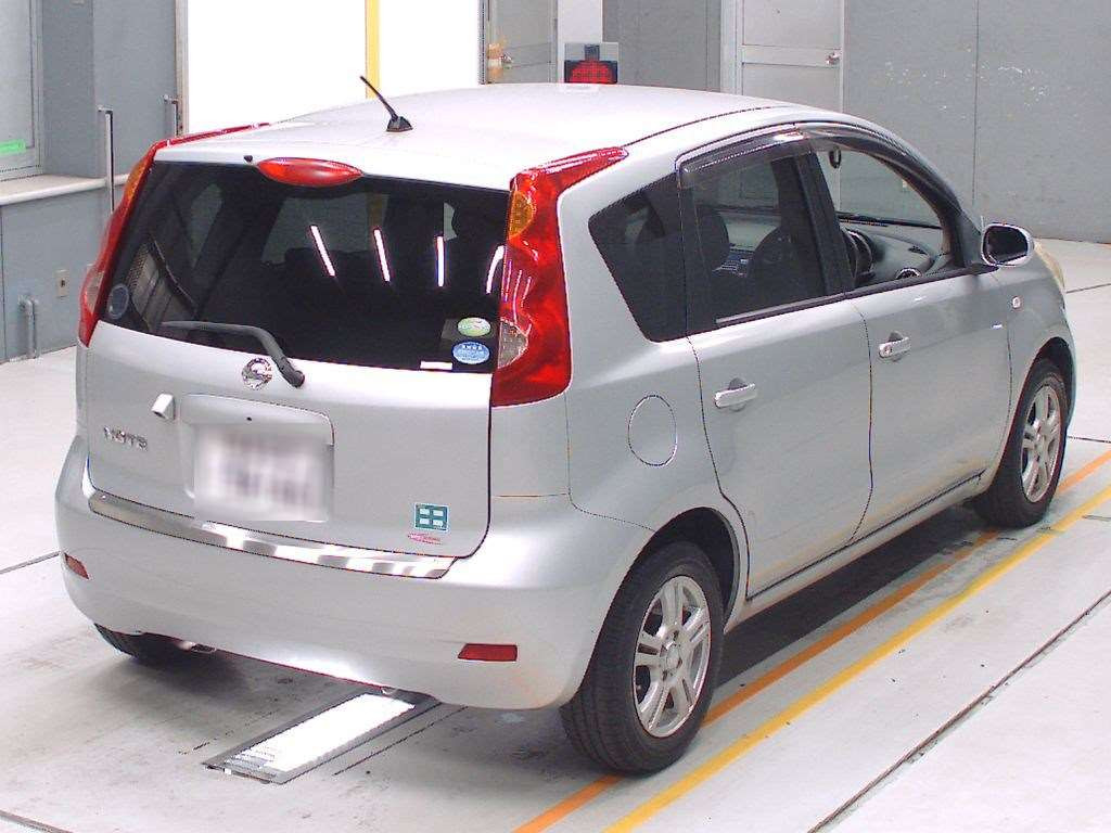 2011 Nissan Note E11[1]