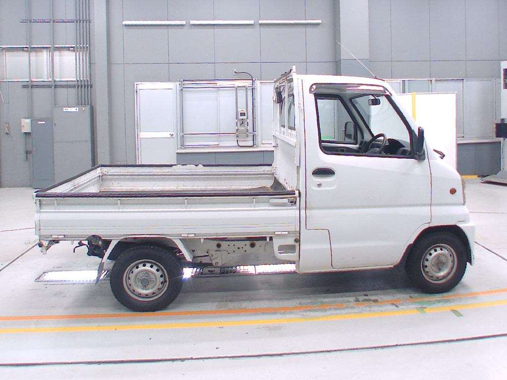 2000 Mitsubishi Minicab Truck U62T[2]