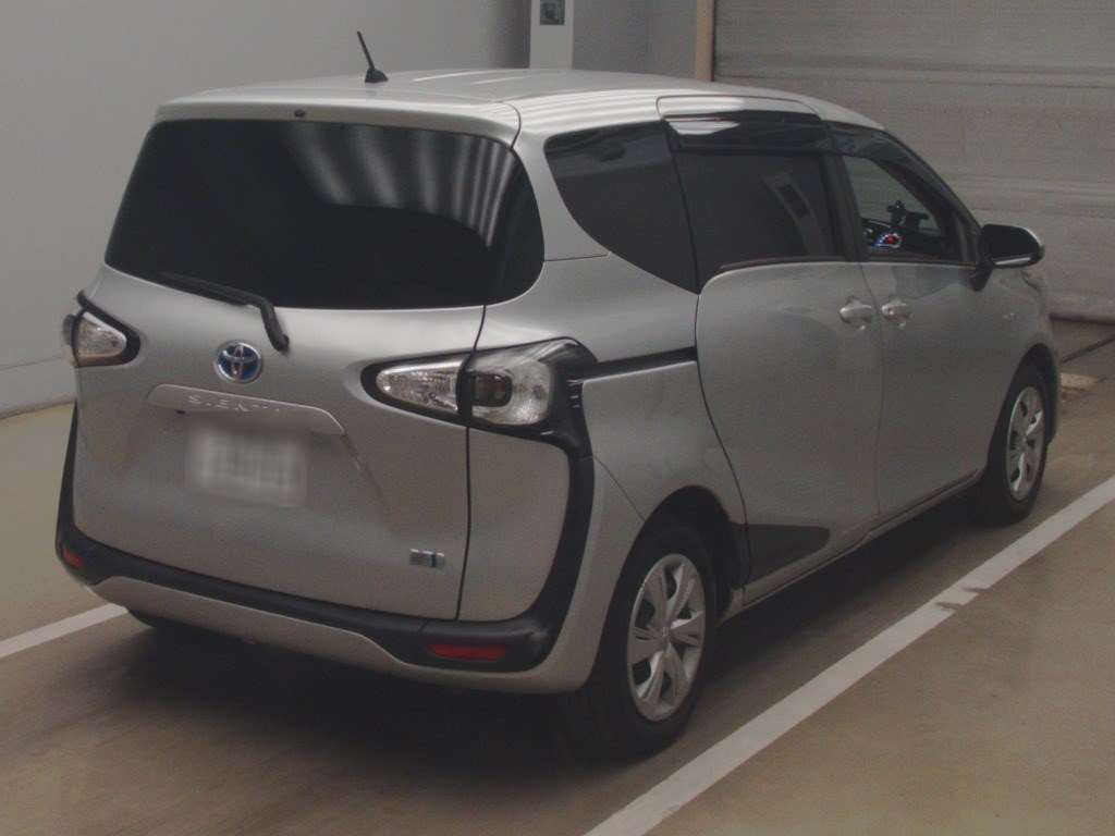 2017 Toyota Sienta NHP170G[1]