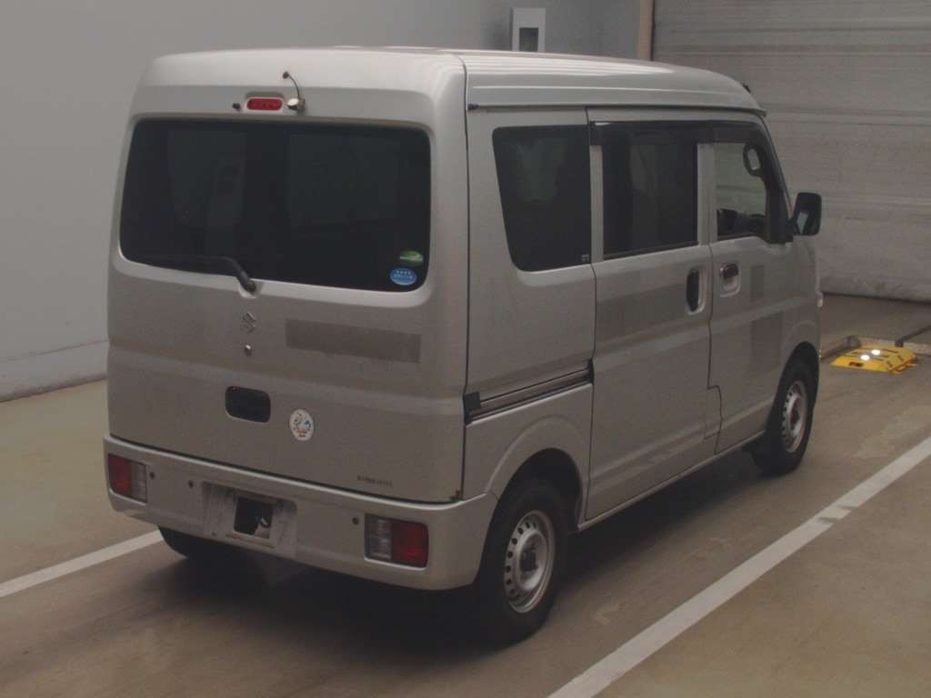 2018 Suzuki Every DA17V[1]