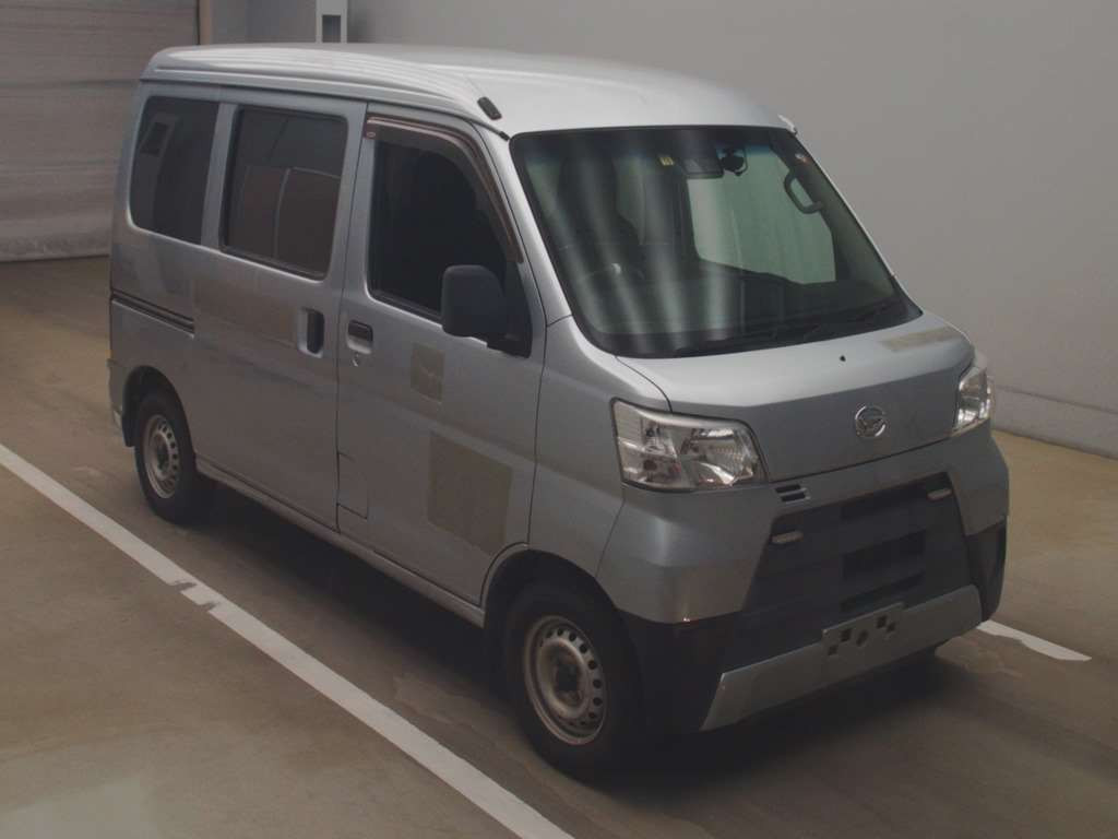 2018 Daihatsu Hijet Cargo S331V[2]