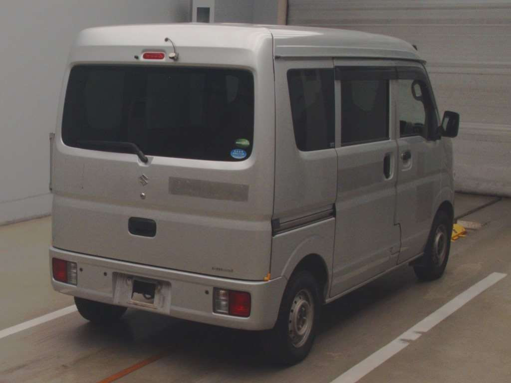 2018 Suzuki Every DA17V[1]