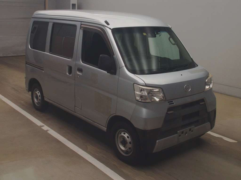 2018 Daihatsu Hijet Cargo S321V[2]