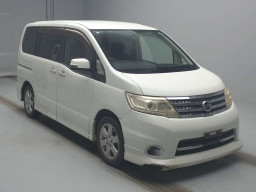 2009 Nissan Serena