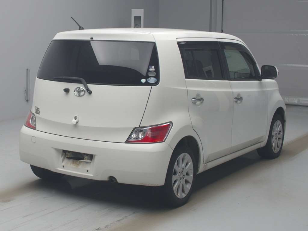 2007 Toyota bB QNC20[1]