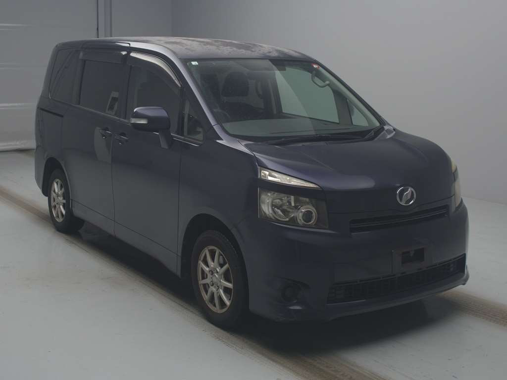 2008 Toyota Voxy ZRR70G[2]