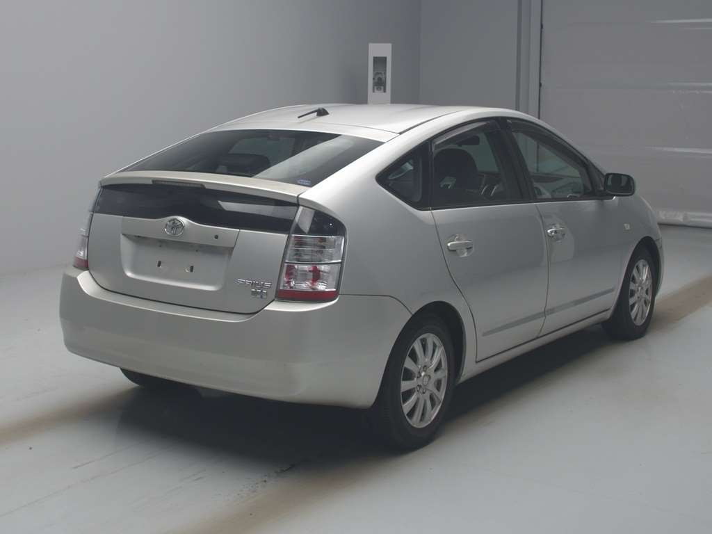 2003 Toyota Prius NHW20[1]