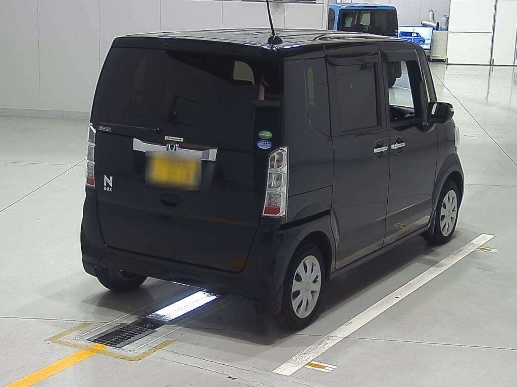 2017 Honda N-BOX JF1[1]