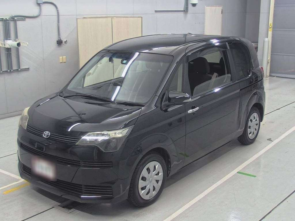 2013 Toyota Spade NCP141[0]