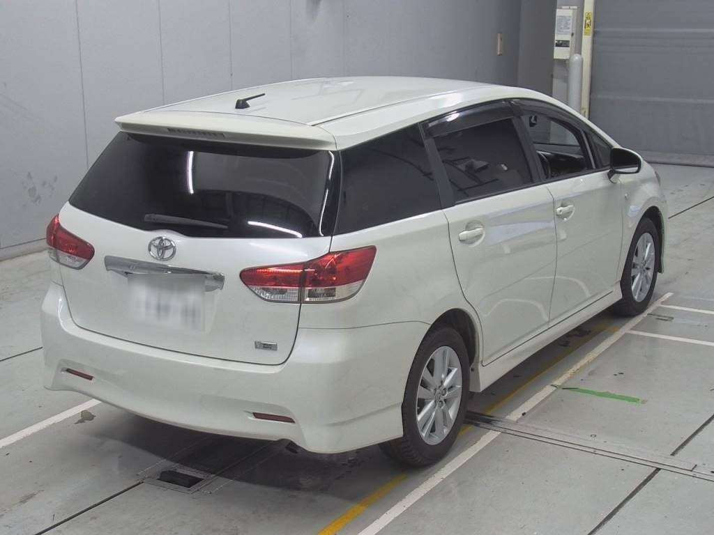 2010 Toyota Wish ZGE20W[1]