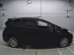 2012 Toyota Prius alpha