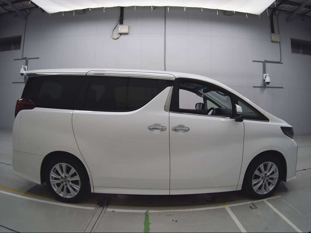 2022 Toyota Alphard AGH30W[2]