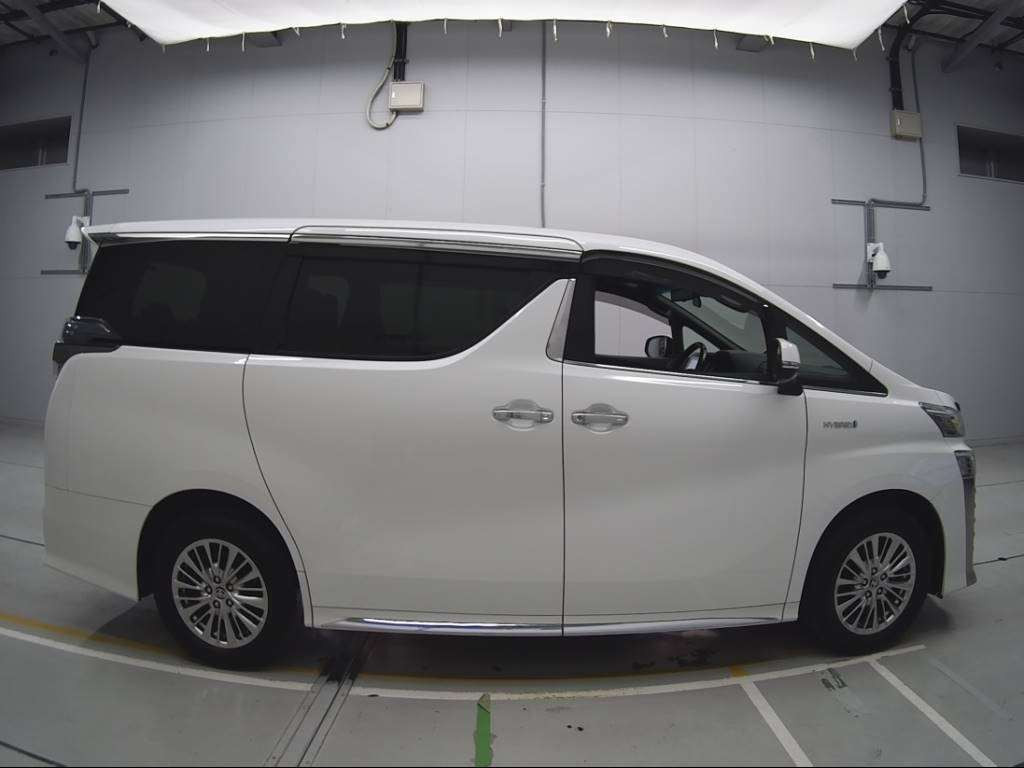 2020 Toyota Vellfire Hybrid AYH30W[2]