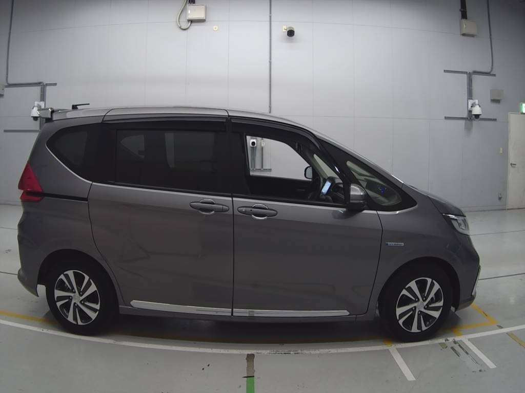 2022 Honda Freed Plus Hybrid GB7[2]