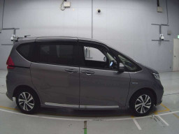 2022 Honda Freed Plus Hybrid