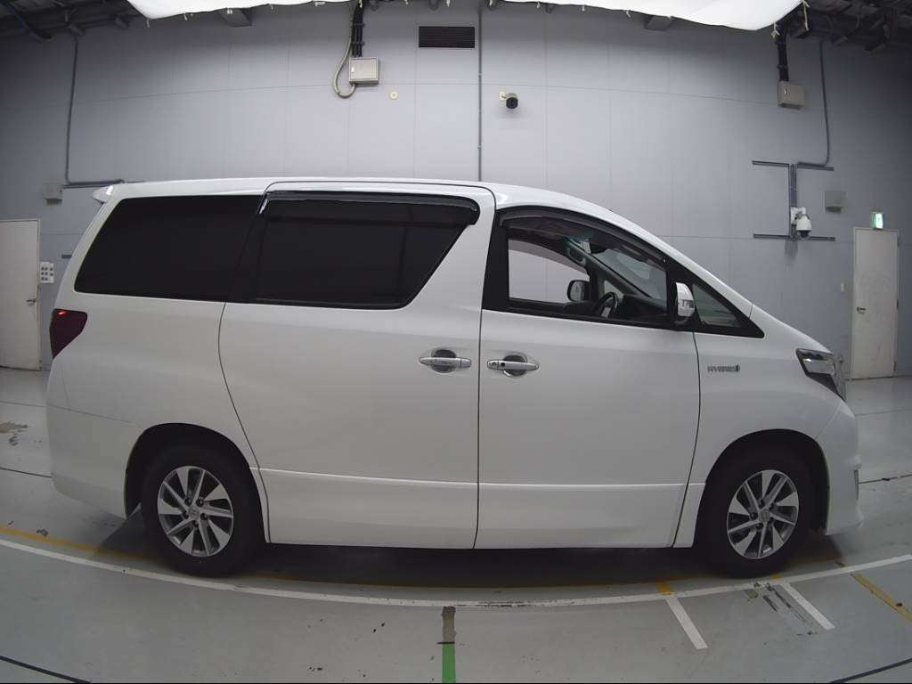 2013 Toyota Alphard Hybrid ATH20W[2]