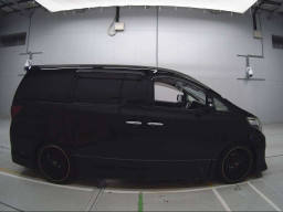 2013 Toyota Alphard