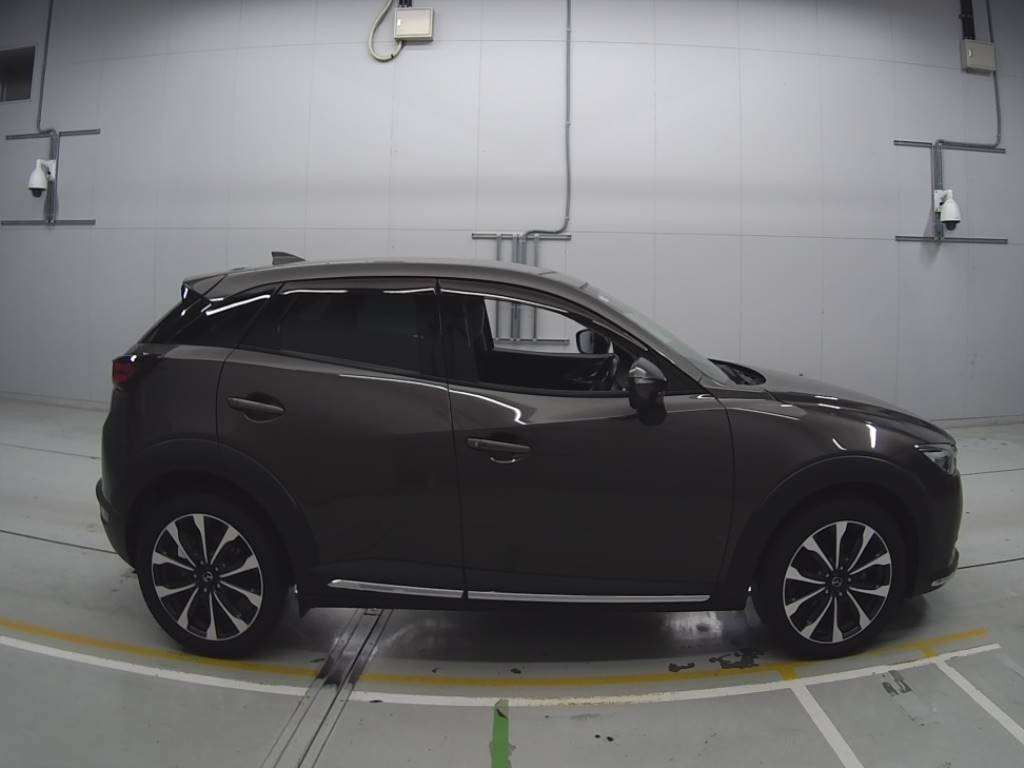 2018 Mazda CX-3 DK8FW[2]