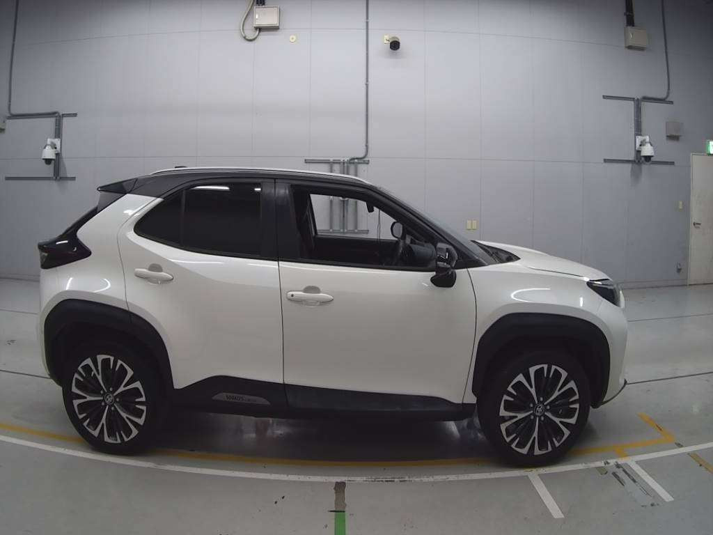 2020 Toyota YARIS CROSS MXPJ15[2]