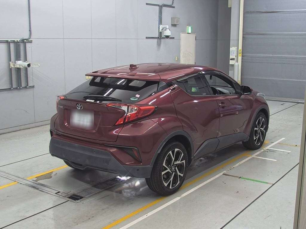 2017 Toyota C-HR NGX50[1]