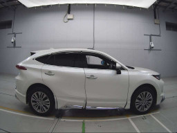 2021 Toyota Harrier Hybrid