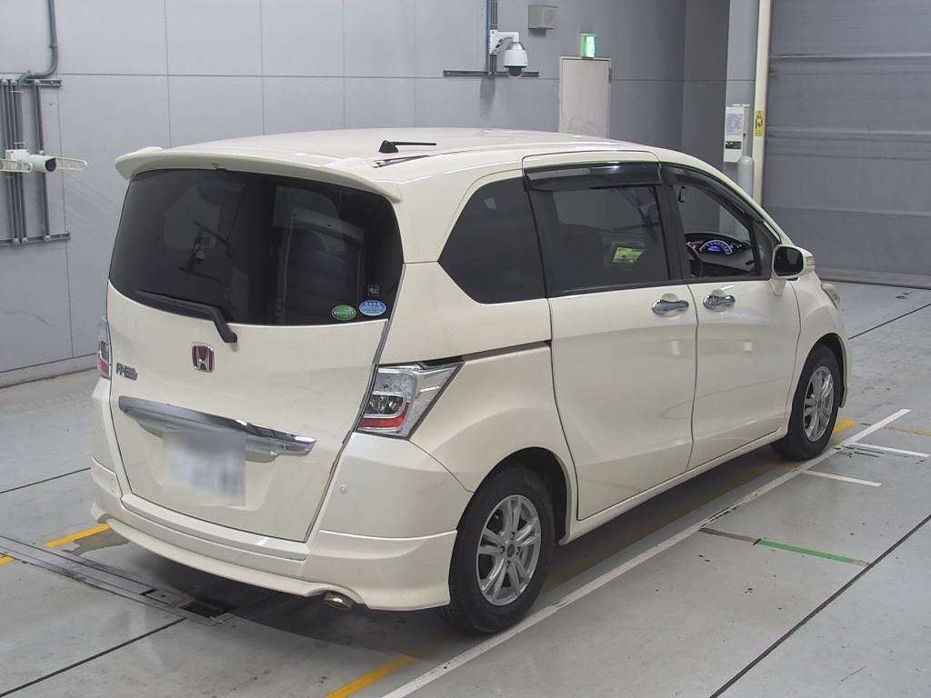 2012 Honda Freed GB3[1]