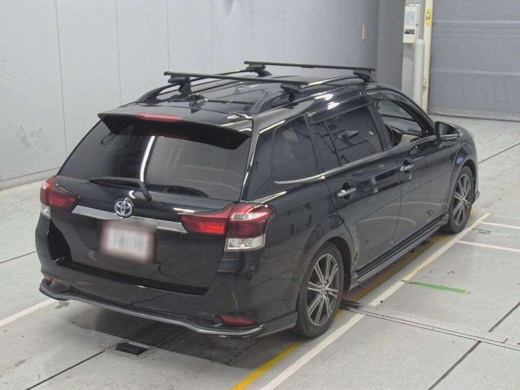 2016 Toyota Corolla Fielder NKE165G[1]