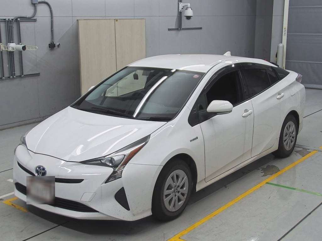 2017 Toyota Prius ZVW50[0]