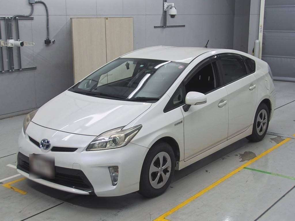 2015 Toyota Prius ZVW30[0]