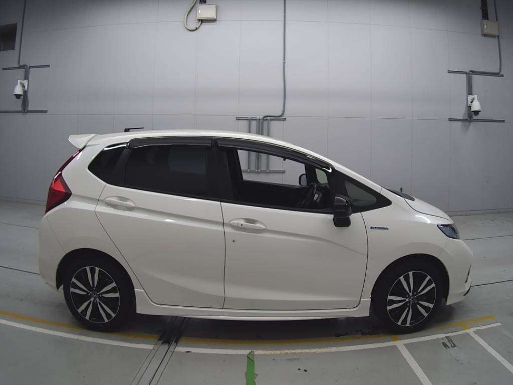 2018 Honda Fit Hybrid GP5[2]