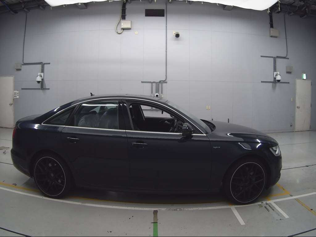 2013 Audi A6 Hybrid 4GCHJS[2]