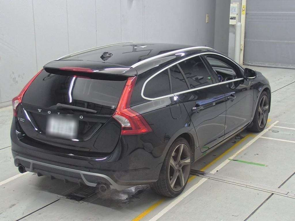 2012 Volvo V60 FB4164T[1]