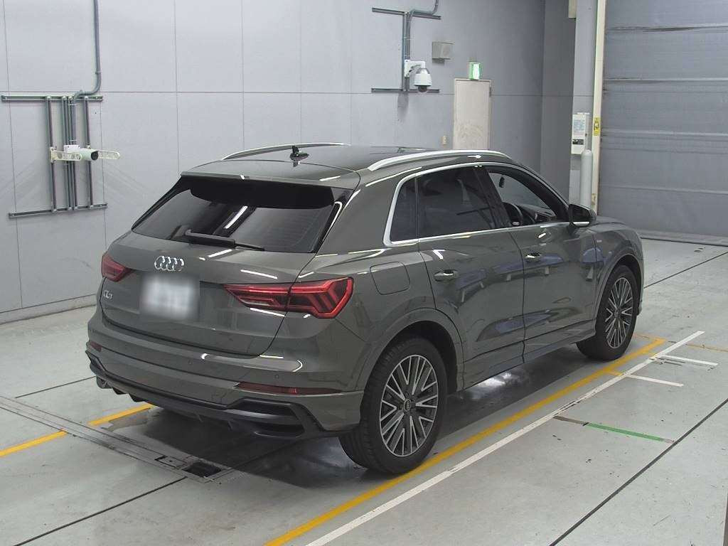 2021 Audi Q3 F3DPC[1]