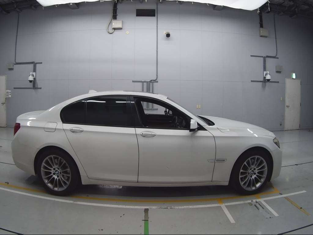 2012 BMW 7 Series KA30[2]