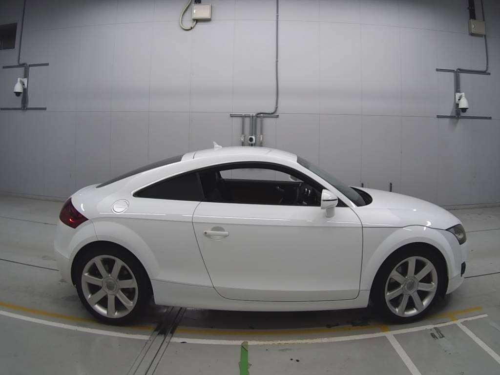 2009 Audi TT 8JBUBF[2]