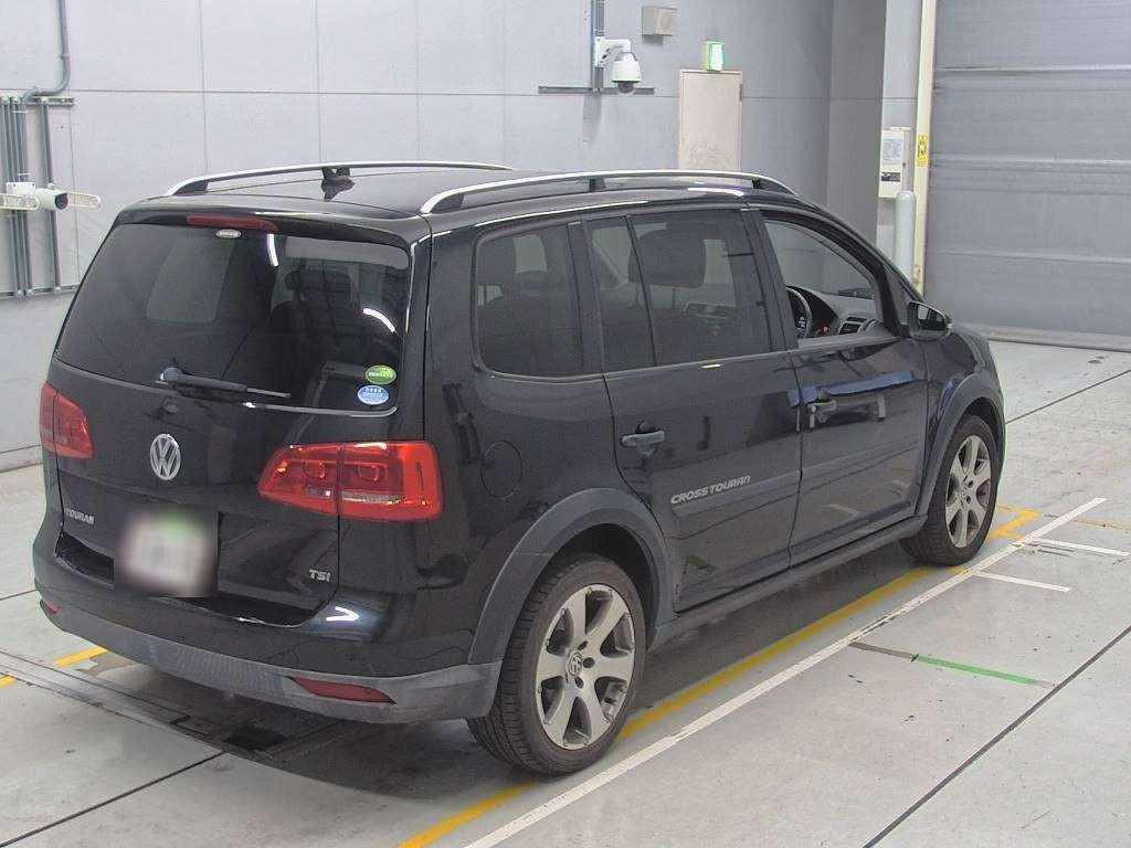 2013 Volkswagen Golf Touran 1TCTHW[1]