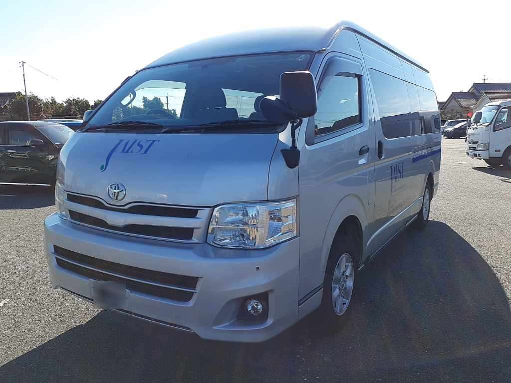 2011 Toyota Hiace Commuter TRH228B[0]