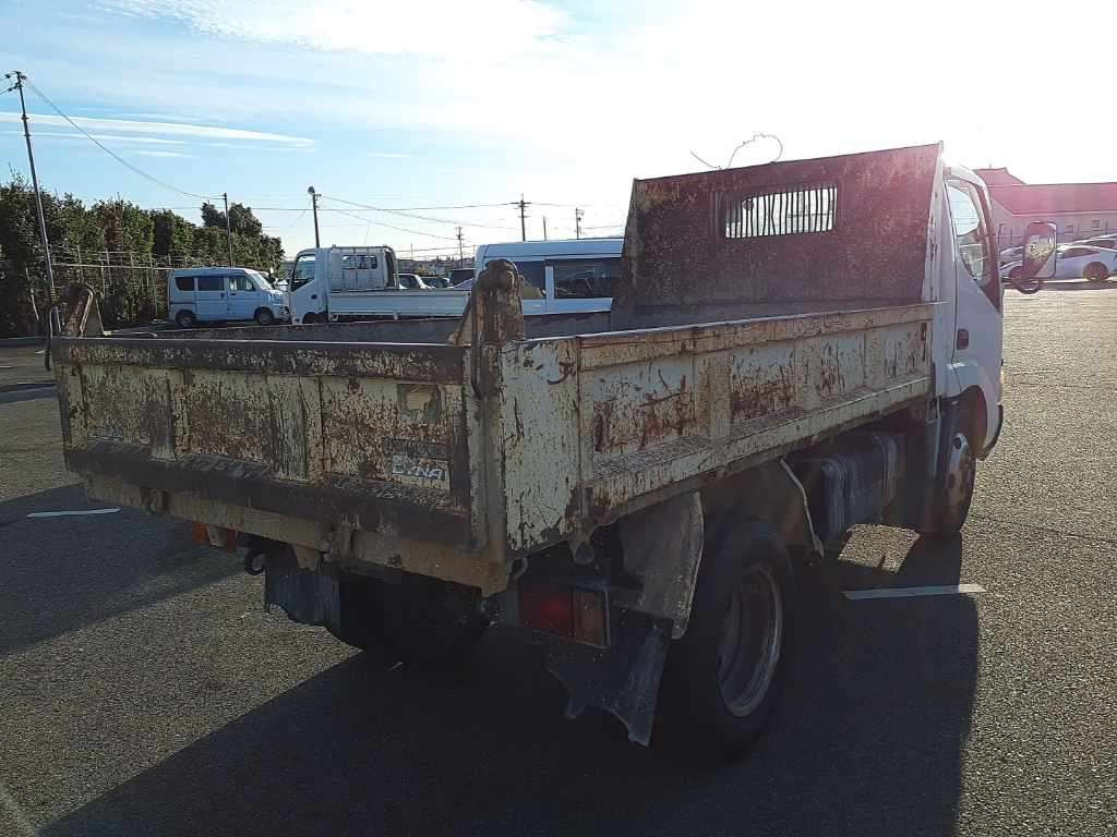 2005 Toyota Dyna Truck XZU321D[1]