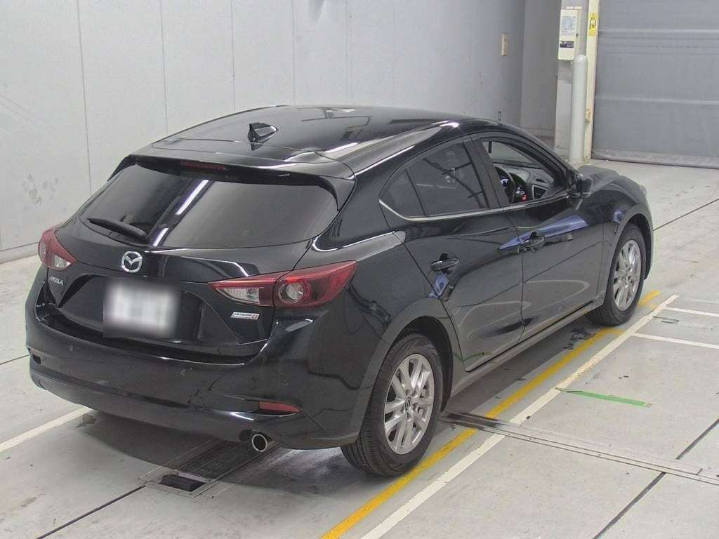 2016 Mazda Axela Sport BMLFS[1]