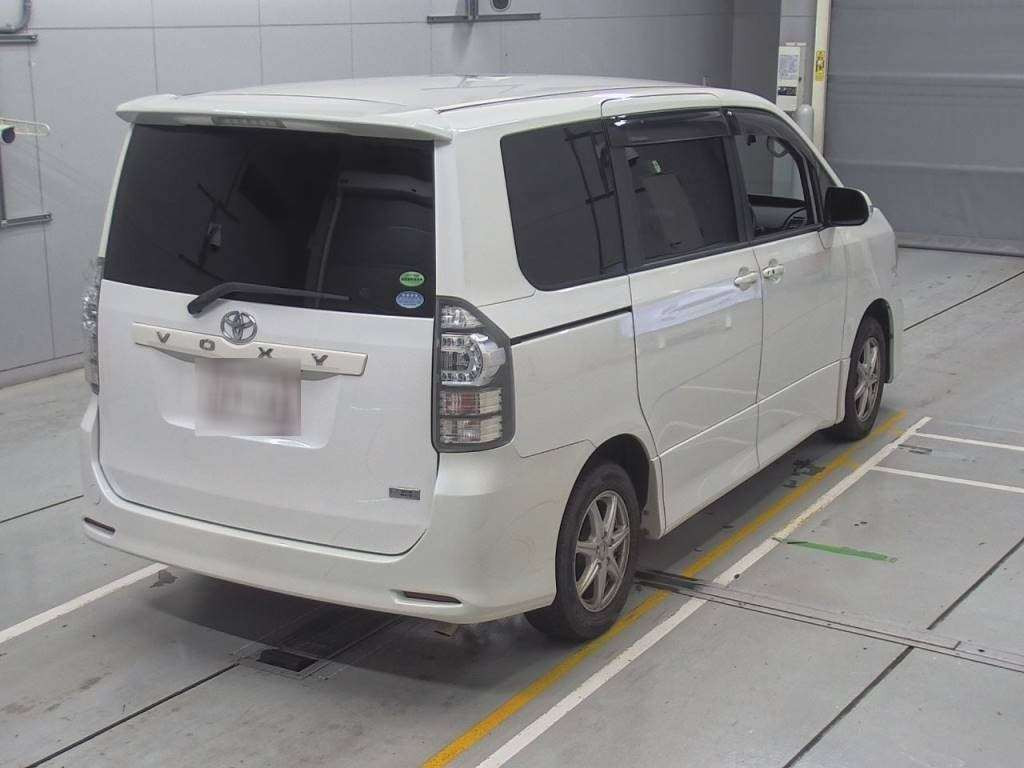 2012 Toyota Voxy ZRR70W[1]