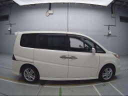 2007 Honda Step WGN