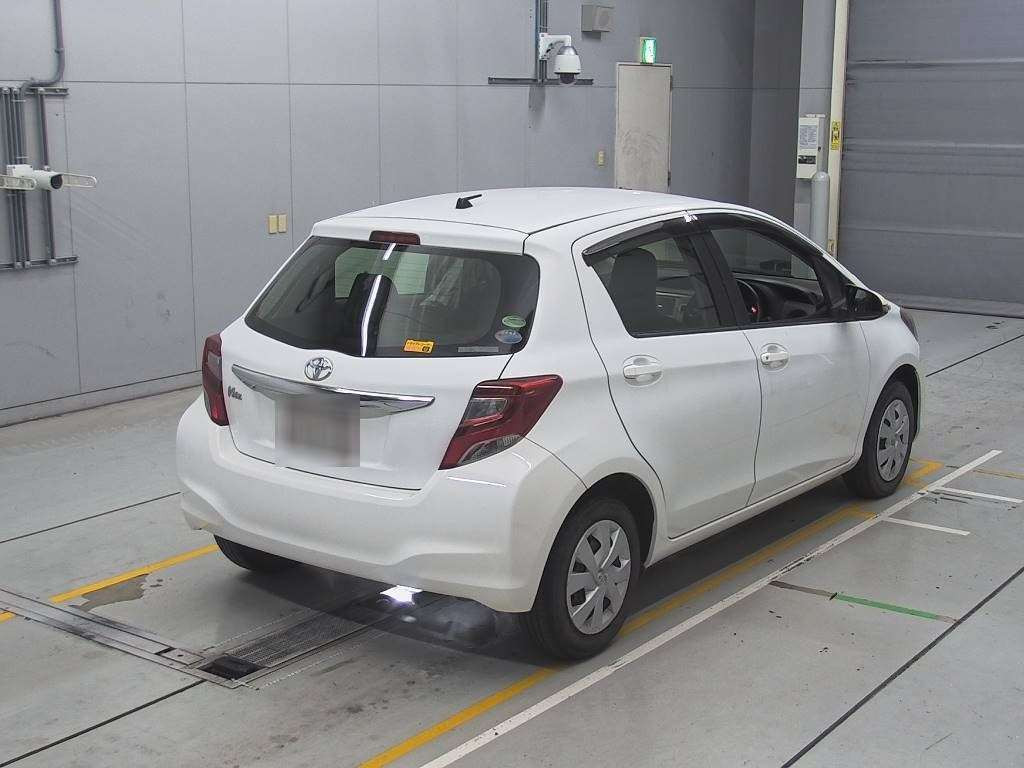 2014 Toyota Vitz KSP130[1]