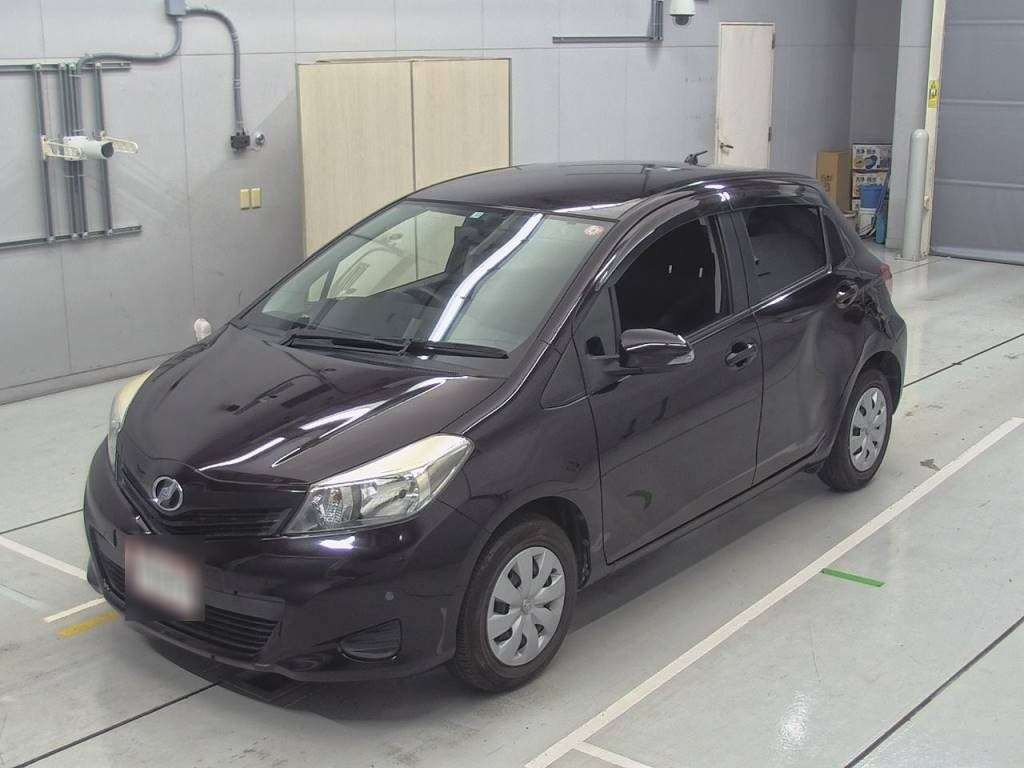 2014 Toyota Vitz NSP130[0]