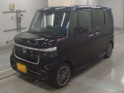 2024 Honda N-BOX CUSTOM